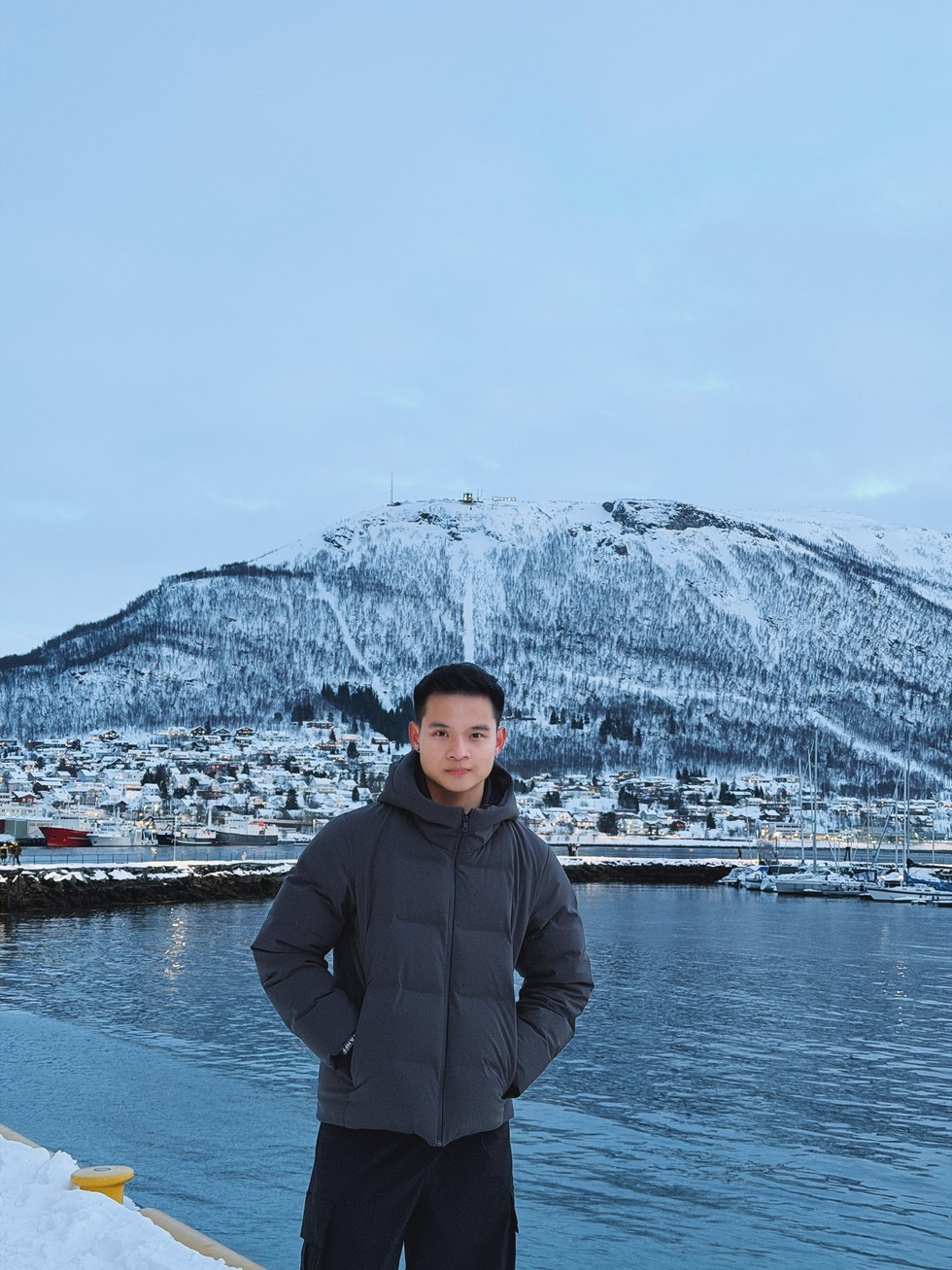 Khách Việt “tưởng chết” khi leo núi tuyết Na Uy, cứu hộ phải dò vị trí tìm - 7