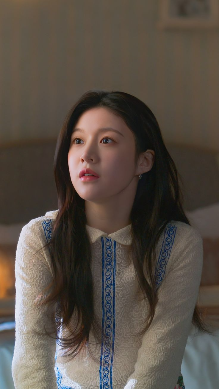 Mỹ nữ mặt xinh như búp bê, mặc đẹp không cần cố, chuẩn 