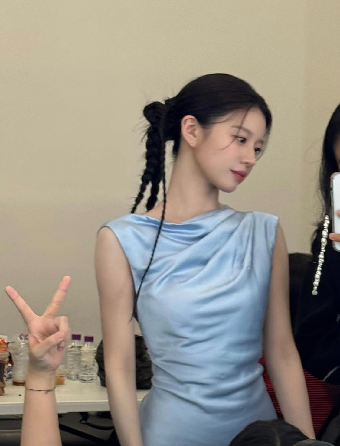 Mỹ nữ mặt xinh như búp bê, mặc đẹp không cần cố, chuẩn 