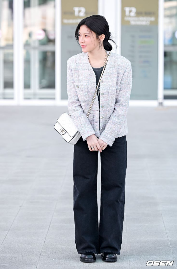 Mỹ nữ mặt xinh như búp bê, mặc đẹp không cần cố, chuẩn 