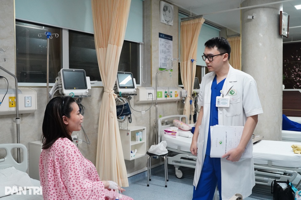 Thủ khoa kép bác sĩ nội trú tiết lộ về ngành “95% là niềm vui” - 4