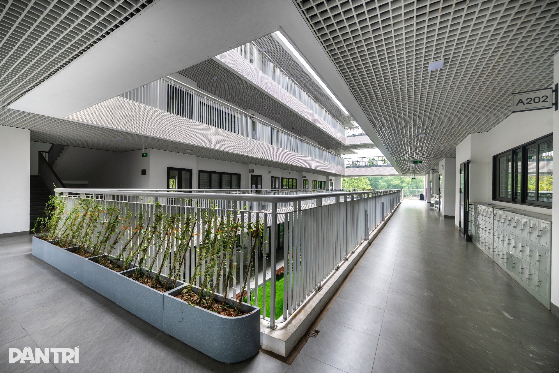 Toàn cảnh trường THPT công lập hơn 300 tỷ đồng hiện đại bậc nhất Hà Nội - 5