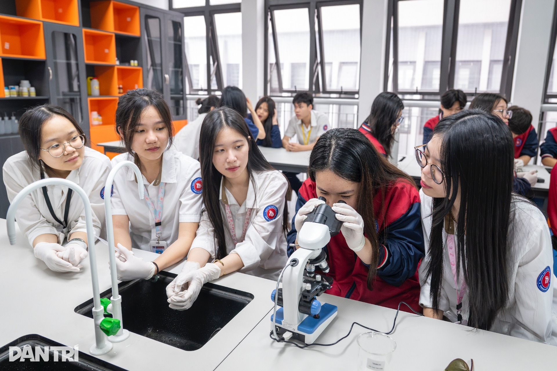 Toàn cảnh trường THPT công lập hơn 300 tỷ đồng hiện đại bậc nhất Hà Nội - 10