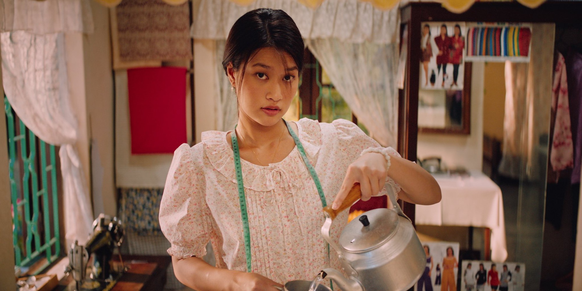 Lần đầu có Hoa hậu Vbiz để mặt mộc 100% lên phim, nhợt nhạt kém xinh mà sao netizen vẫn chấm điểm tuyệt đối- Ảnh 2.