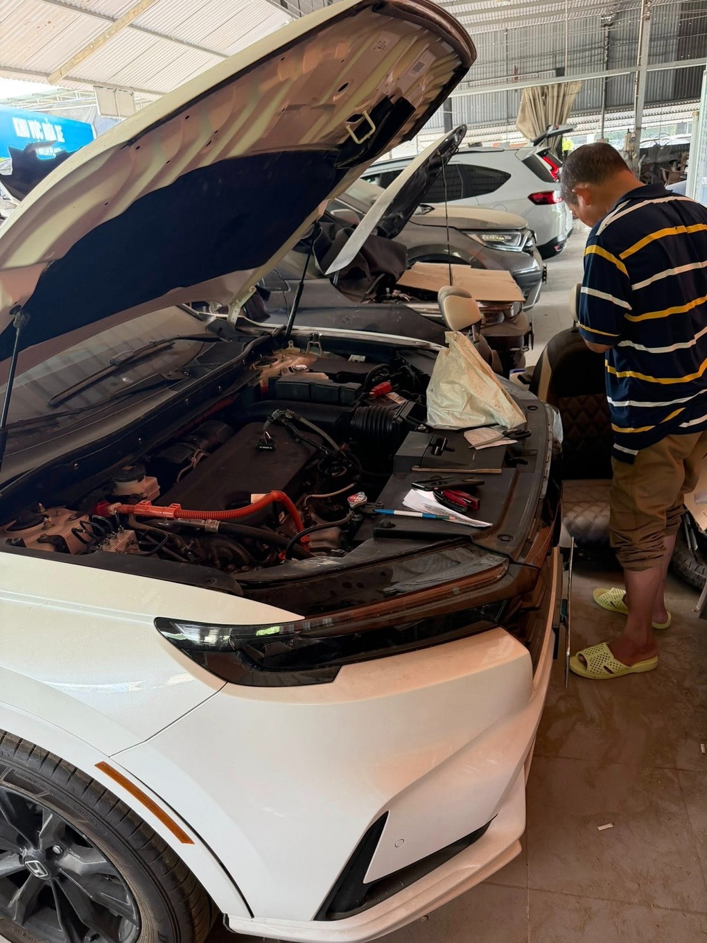 Chiếc Honda CR-V hybrid 2025 rao bán 699 triệu đồng, nhiều người lắc đầu - 2