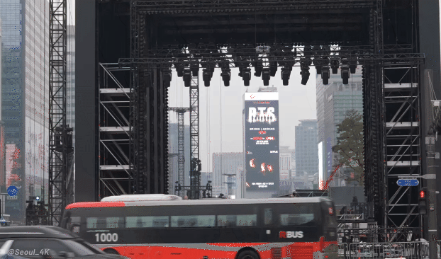 Có gì ở màn comeback của BTS khiến Hàn Quốc khởi động chiến dịch an ninh quốc gia, cả thế giới trông đợi?- Ảnh 4.