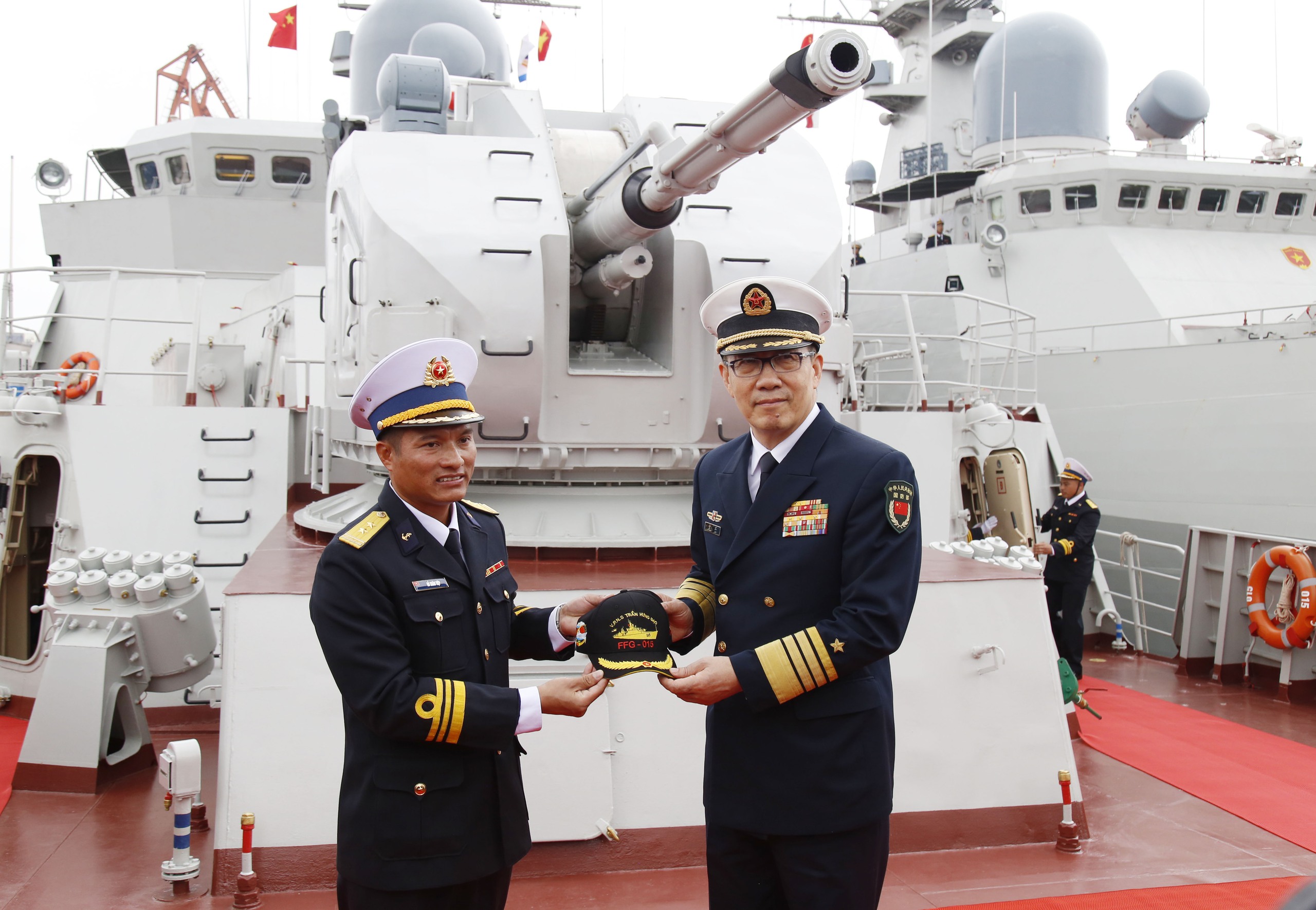 Hai tàu hộ vệ tên lửa của Việt Nam bắt đầu tuần tra cùng Hải quân Trung Quốc- Ảnh 7.
