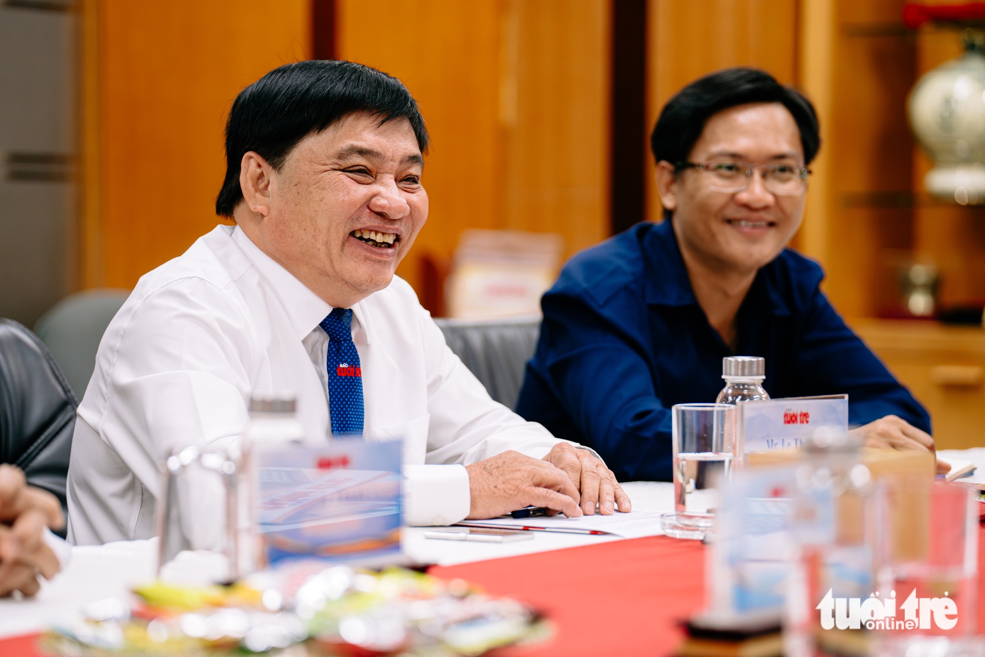 Tổng lãnh sự Hà Lan thăm báo Tuổi Trẻ, mong kết nối nhiều hơn với giới trẻ Việt Nam - Ảnh 2.