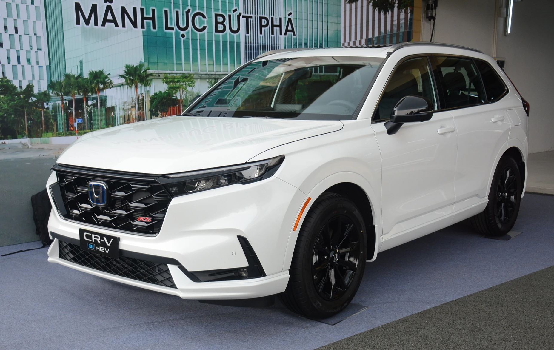 Lái ô tô hybrid leo dốc cao, vì sao không nên sử dụng chế độ số B? - Ảnh 3.