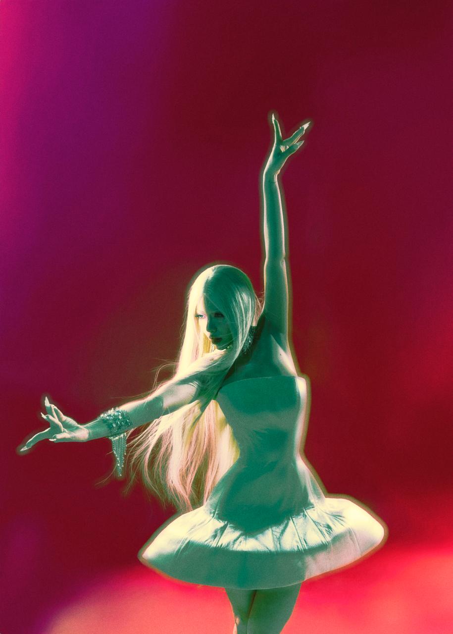 Nhạc mới của nữ ca sĩ nhiều content nhất showbiz nghe rất cuốn, ai lụy tình chớ nghe buổi đêm- Ảnh 3.