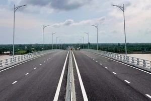 Cần Thơ cho phép lưu thông tạm qua cầu Đại Ngãi 2