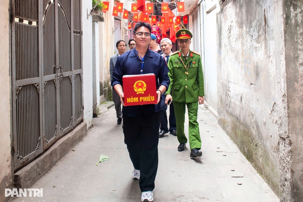 Ngày hội non sông và trọng trách trước Nhân dân - 4