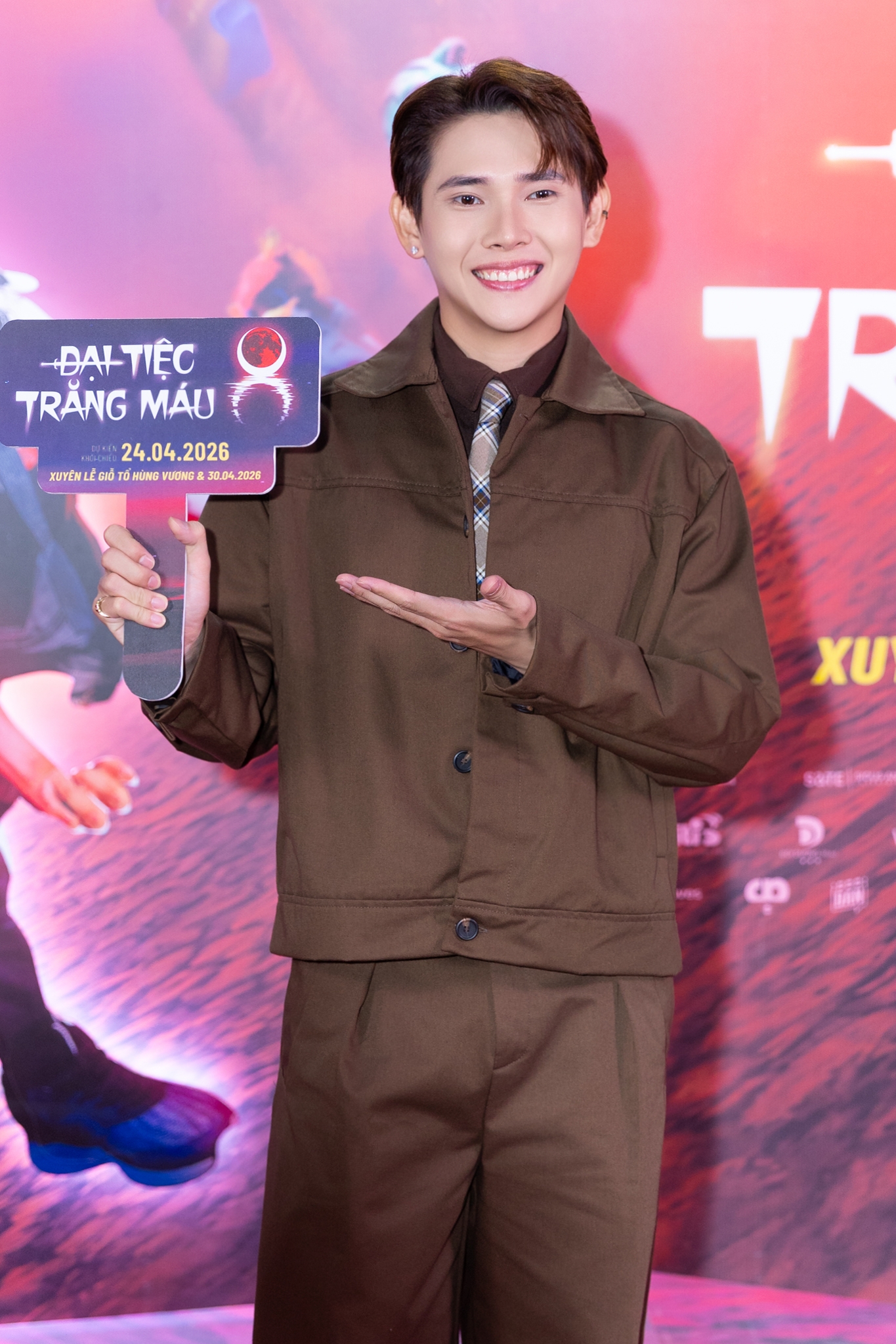 Căng: Miu Lê thái độ ra mặt với Liên Bỉnh Phát giữa họp báo, tố đàn anh chơi trò bạo lực với mình- Ảnh 12.