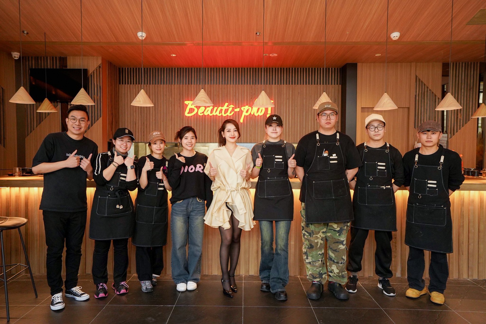 Chi Pu ra thông báo nóng về quán phở ở Trung Quốc- Ảnh 4.