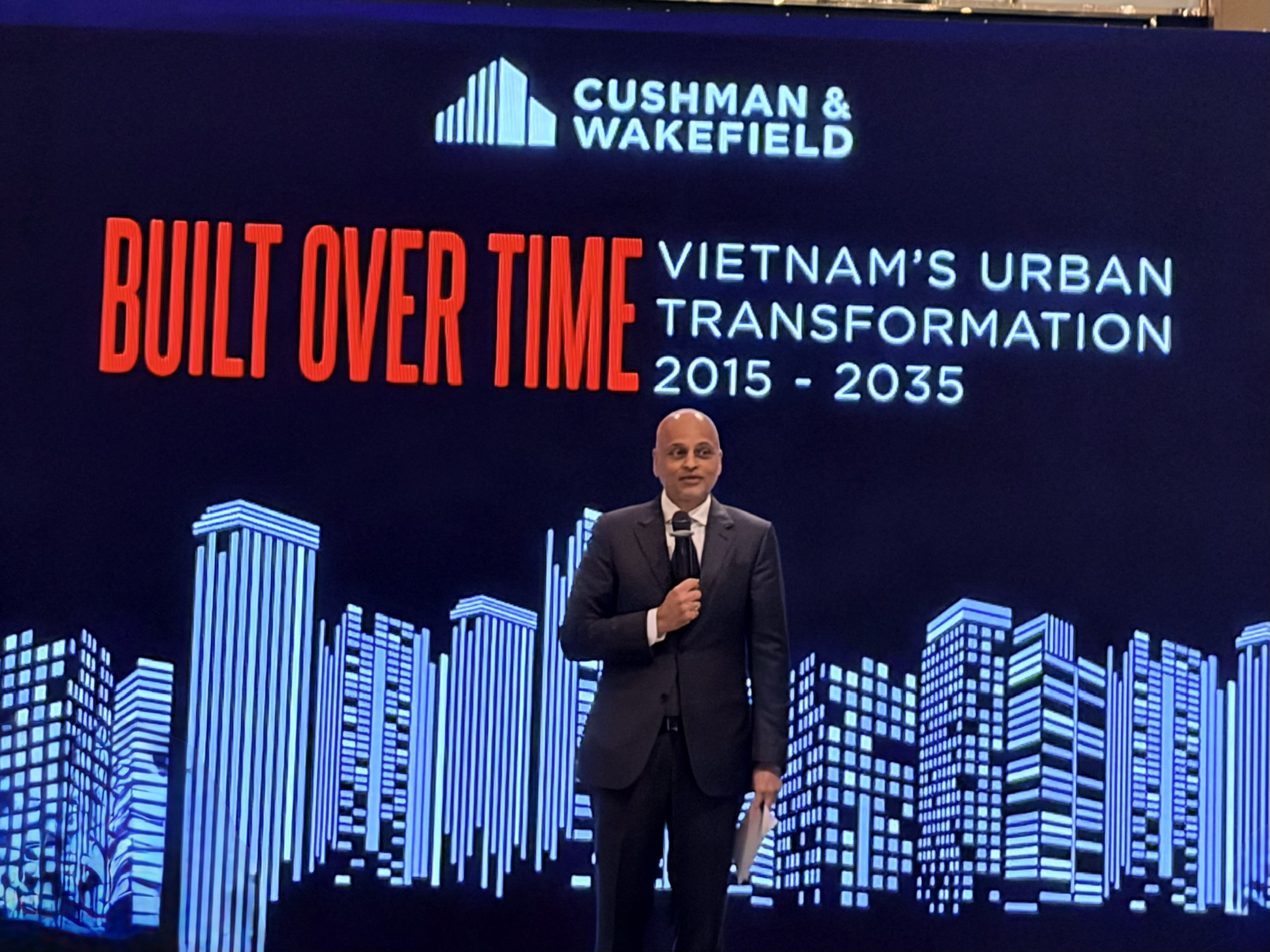 Quy hoạch đô thị để tạo thêm nhiều 'cực tăng trưởng' mới - Ảnh 2.