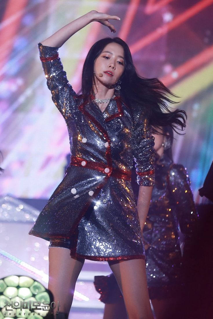 Mỹ nhân đặt ra tiêu chuẩn cho showbiz: Debut thời nào cũng nổi, nhan sắc thúc đẩy cả kinh tế quốc gia- Ảnh 2.