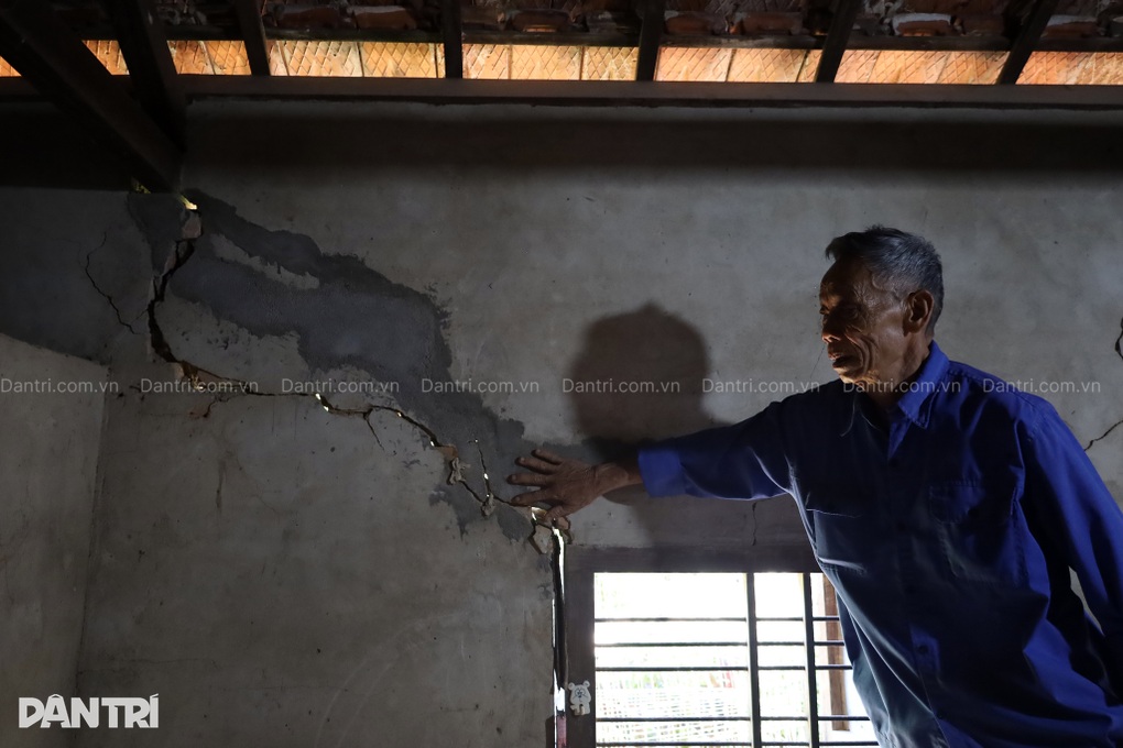 Vợ chồng gặp nạn trong căn nhà giữa vườn cà phê, 2 con thơ ngơ ngác - 3