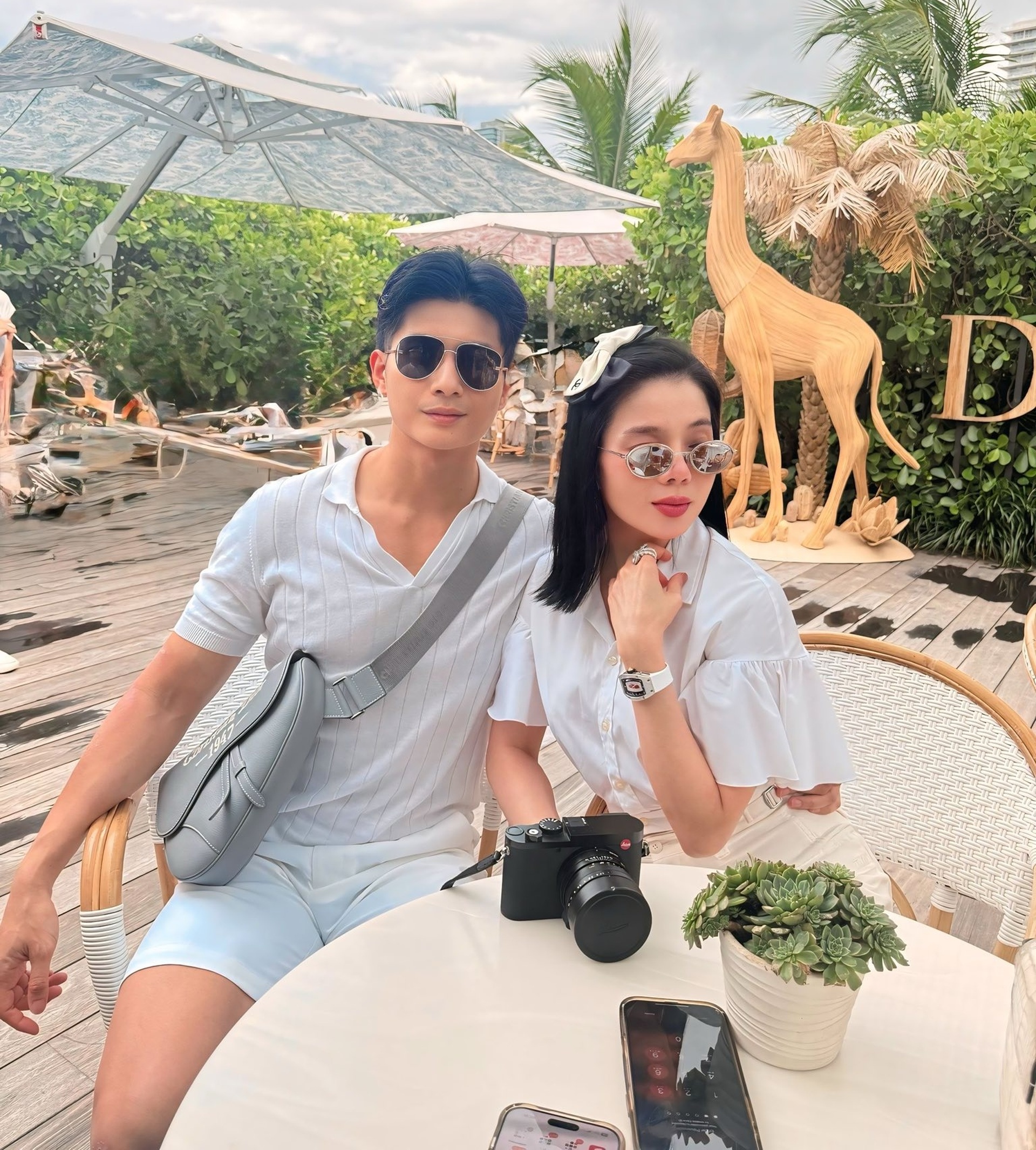 Lệ Quyên và bạn trai kém 12 tuổi ở biệt thự xa hoa, hơn 6 năm vượt thị phi - 9