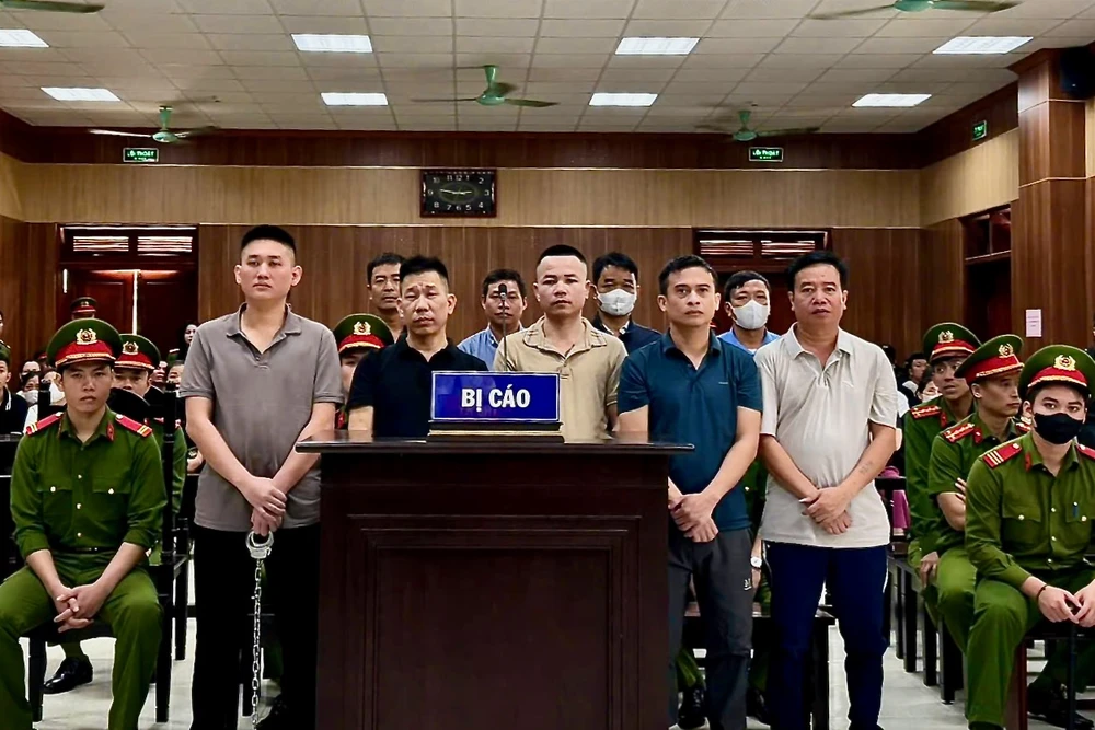 1-Trùm giang hồ Mạnh Gỗ lãnh án 10 năm tù đưa, nhận môi giới hối lộ-1.jpeg