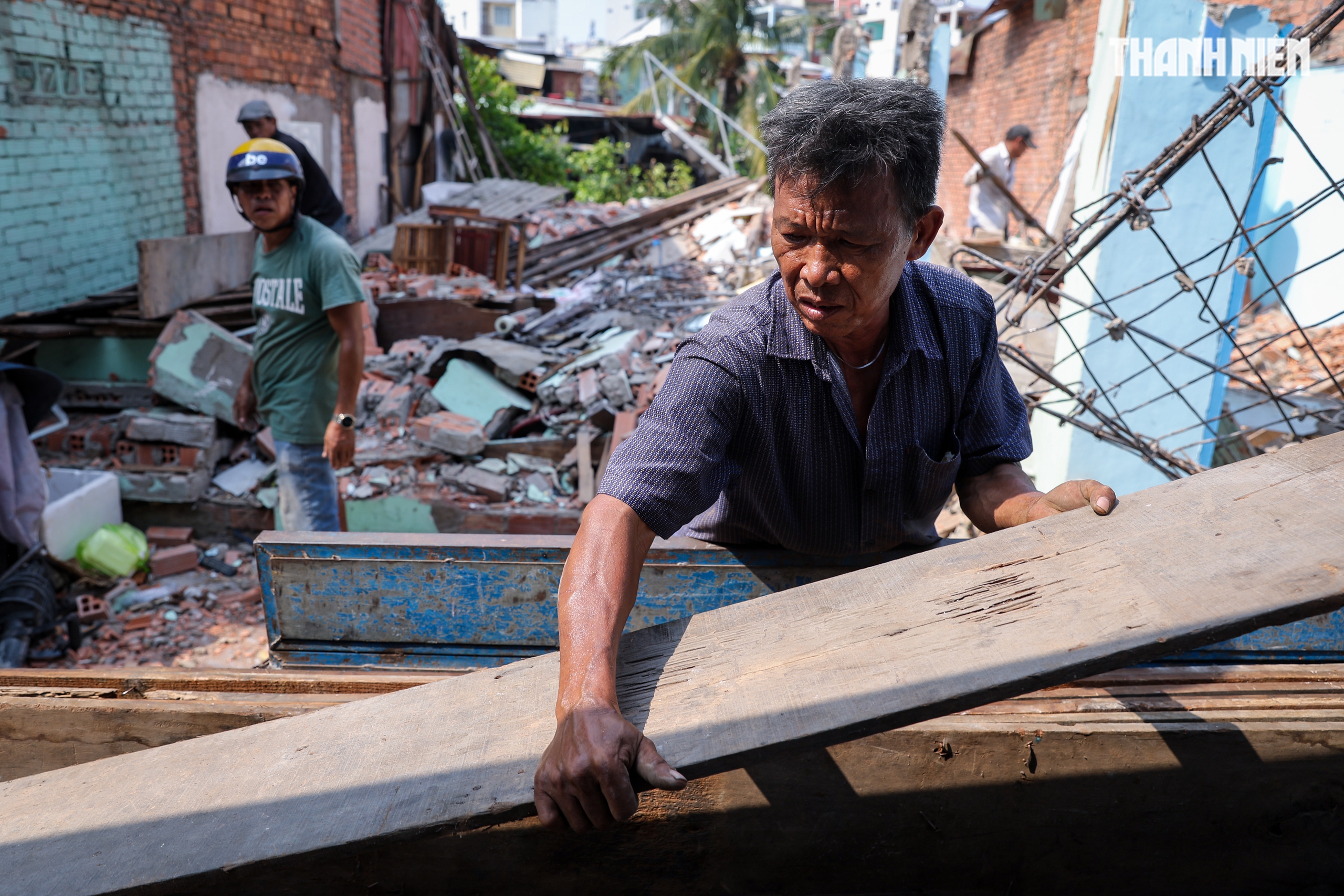 Giải tỏa rạch Xuyên Tâm 17.200 tỉ đồng: Người đi, người ở giữa cảnh ngổn ngang- Ảnh 5.