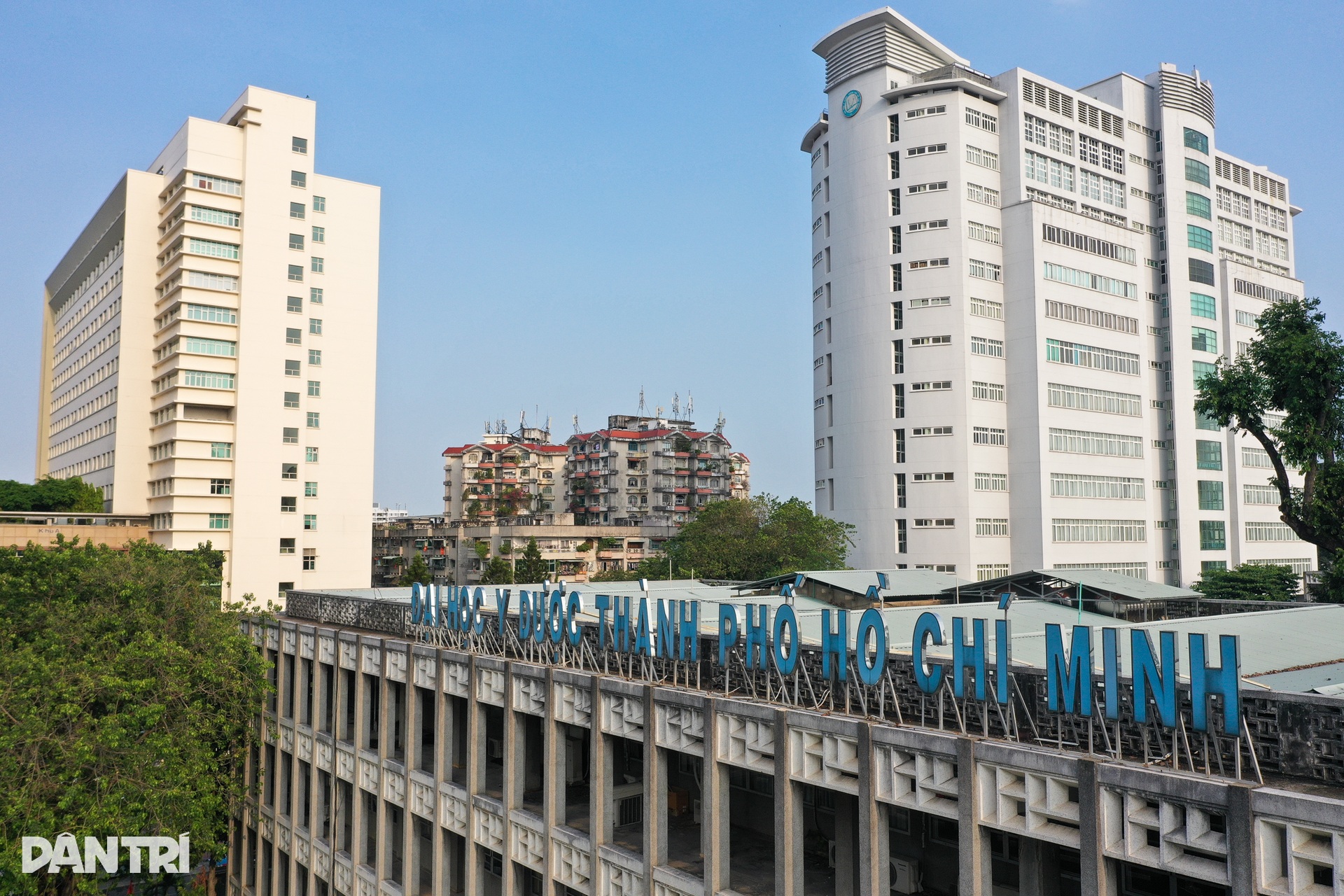 Những ngôi trường đại học lâu đời nằm giữa lòng trung tâm TPHCM - 9