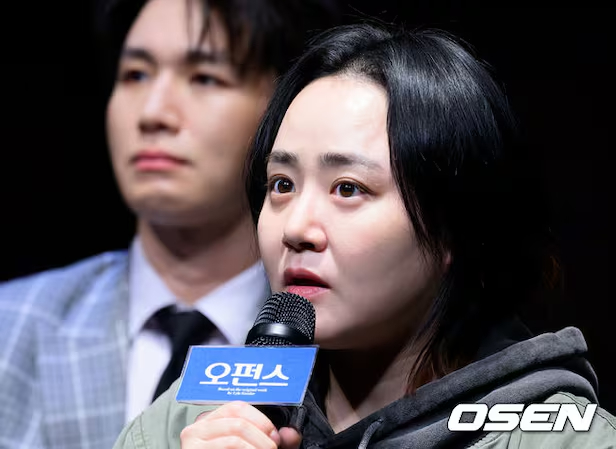 Nhan sắc khác lạ của “em gái quốc dân” Moon Geun Young sau khi mắc bệnh quái ác- Ảnh 4.