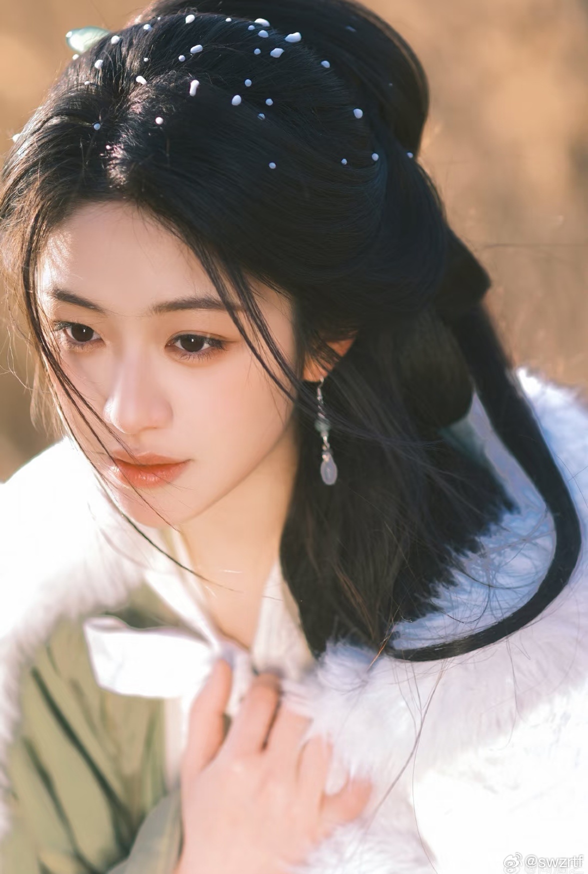 Không thể chê nổi mỹ nhân có thân hình vuốt ve thị giác: Visual xô đổ mọi chuẩn mực, ngắm xong chả muốn yêu ai- Ảnh 10.