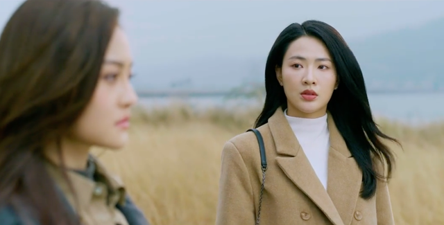 Lam Anh giữ bình tĩnh khi Hà Lê liên tục công kích. Ảnh VTV