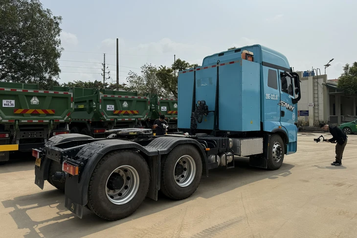 xe đầu kéo điện - Ảnh 2.