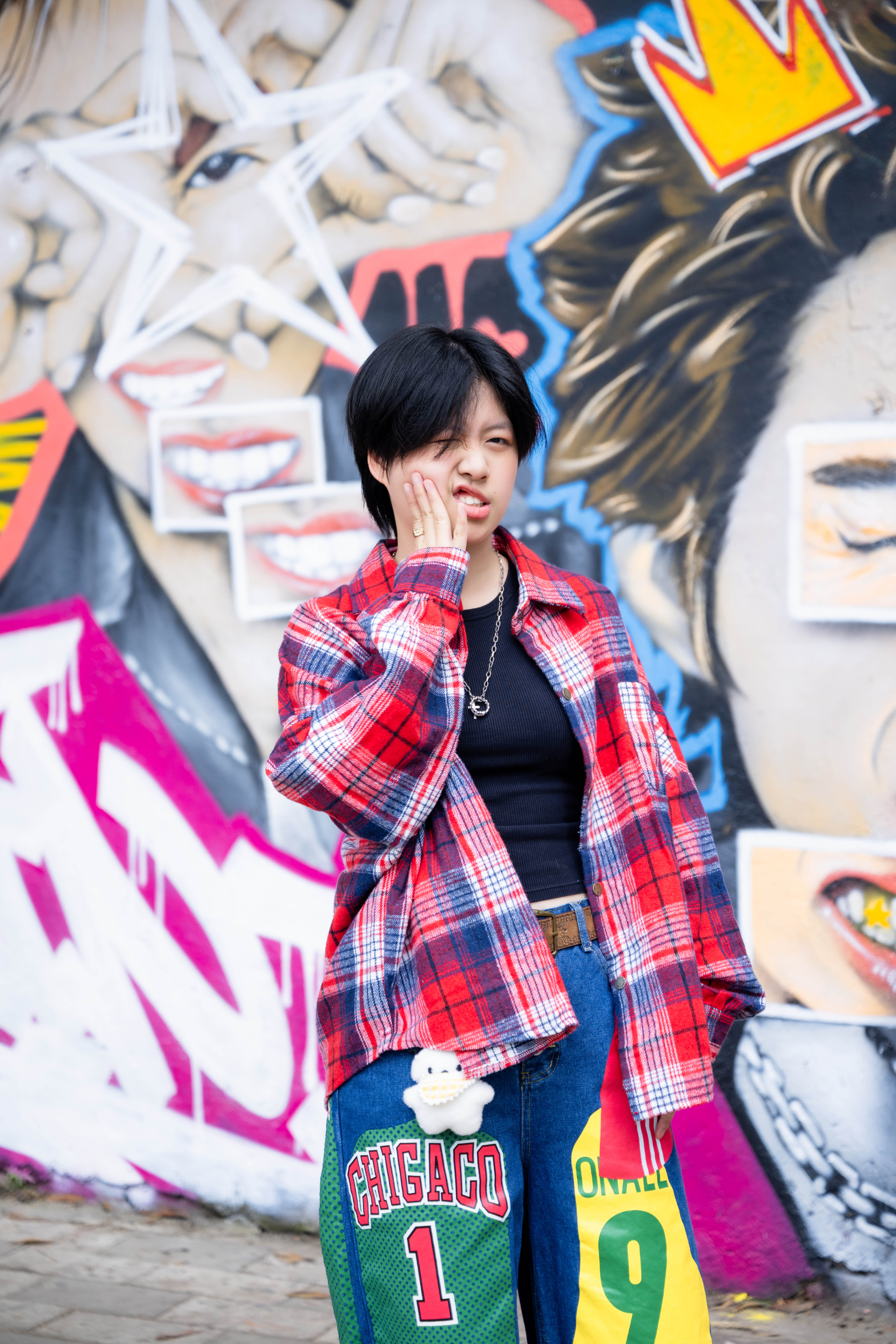 Xuất hiện bức tường vẽ nam thần 1m9 cực xịn giữa Hà Nội, chiều nào cũng thấy kín đặc nàng thơ- Ảnh 10.