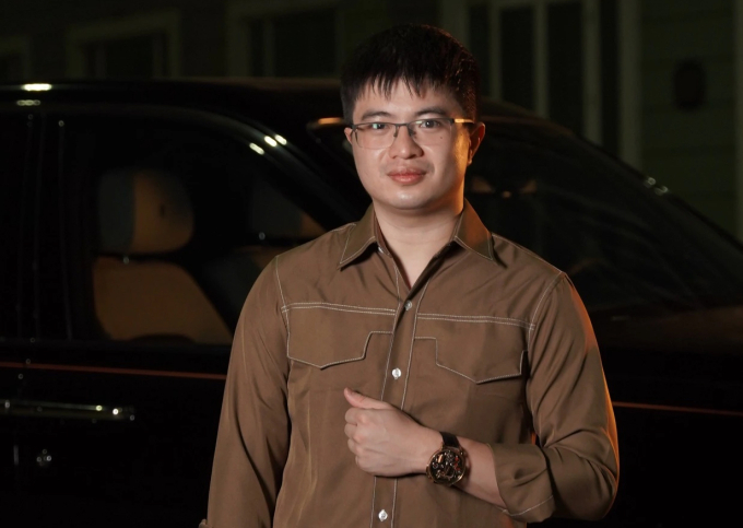 Phó Đức Nam - Mr Pips, luôn khoe cuộc sống giàu sang khi chưa bị bắt. Ảnh: FBNV