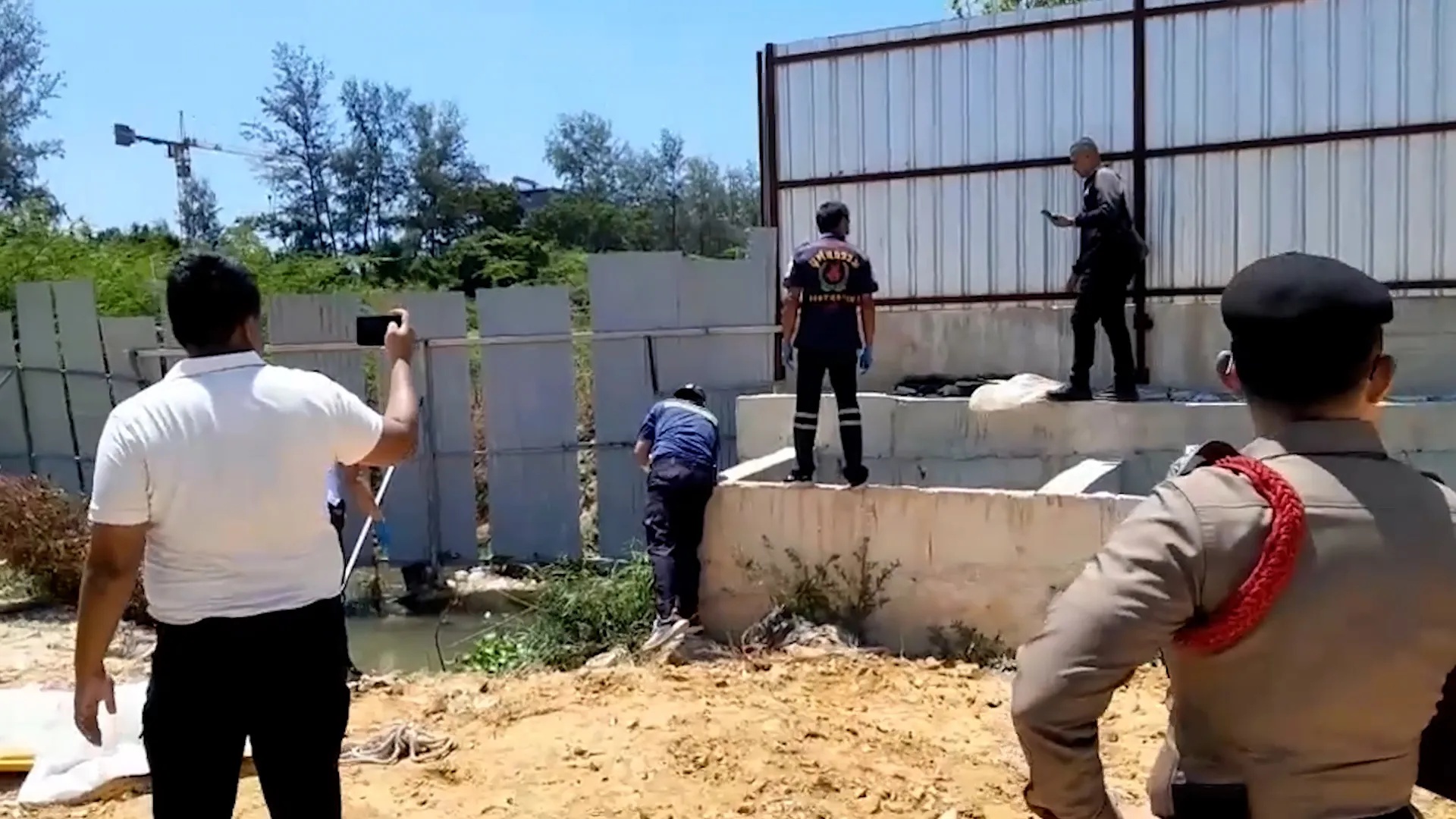 Thi thể của ngôi sao truyền hình nổi tiếng được tìm thấy tại 1 kênh nước ở Thái Lan- Ảnh 2.