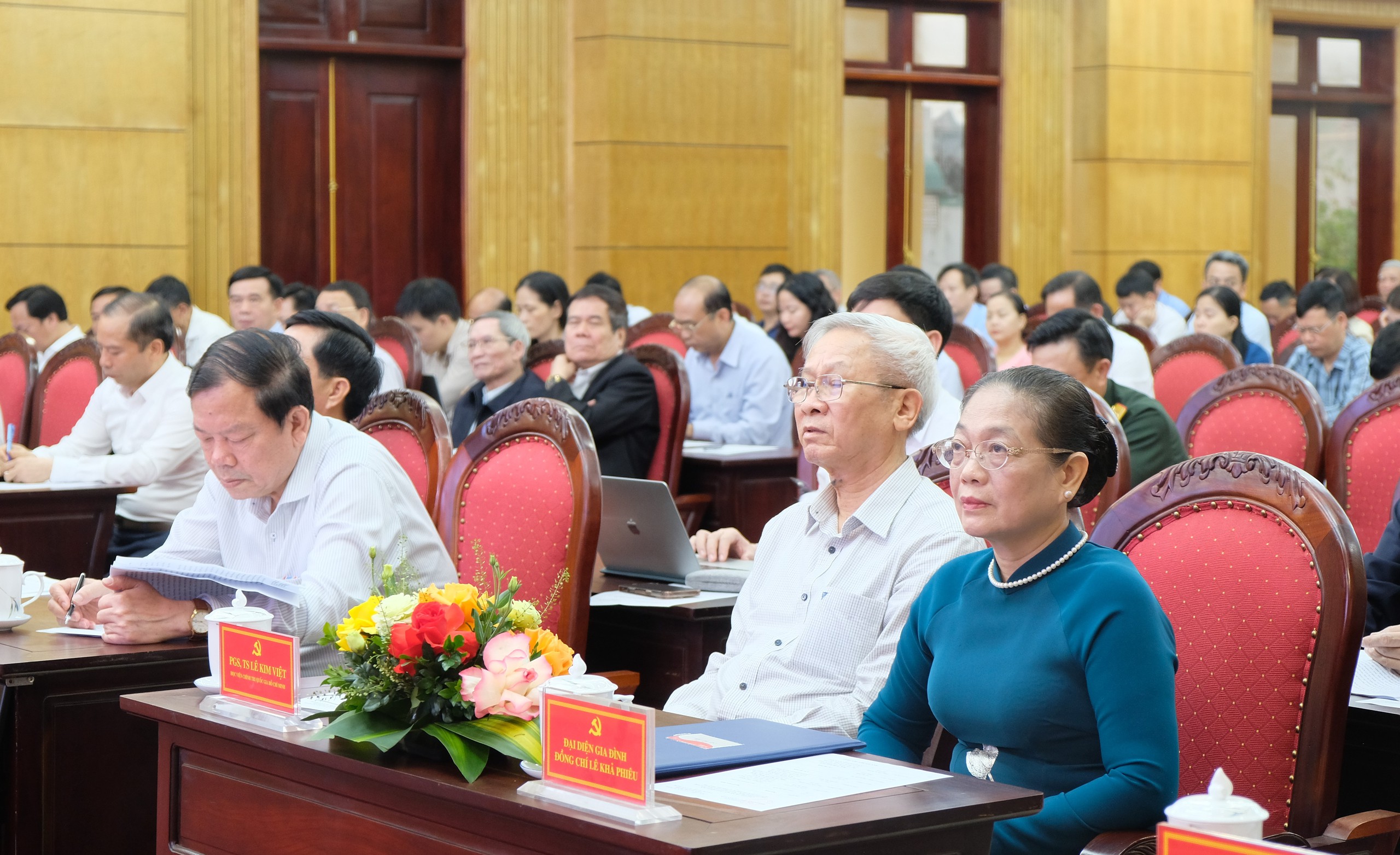 Đồng chí Lê Khả Phiêu 3 Cố Tổng Bí thư Lê Khả Phiêu - người chiến sĩ cách mạng kiên trung - Ảnh 3.