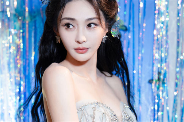 Hoảng hốt không nhận ra trai đẹp gen Z sau khi có con với nữ đại gia 1 đời chồng- Ảnh 8.