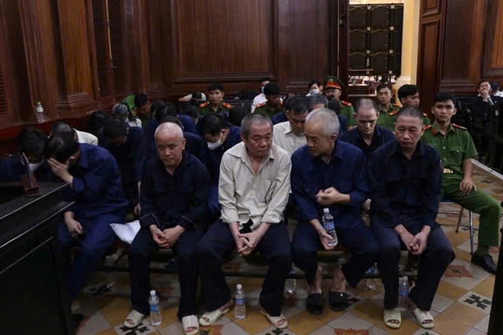 Cấp trái phép 16.000 chứng chỉ lái xe: Bằng của học viên có bị thu hồi? - 2