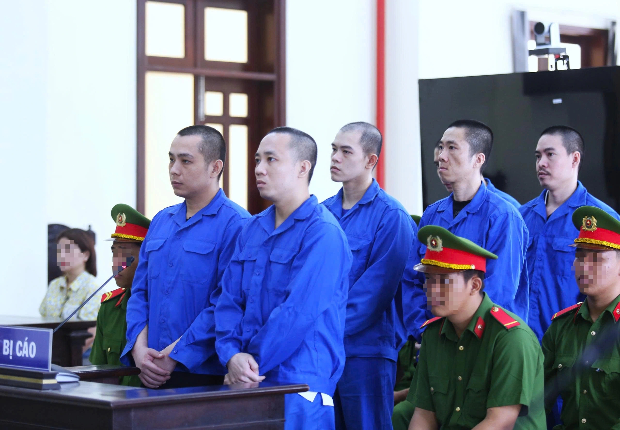 Tây Ninh: Con trai làm 