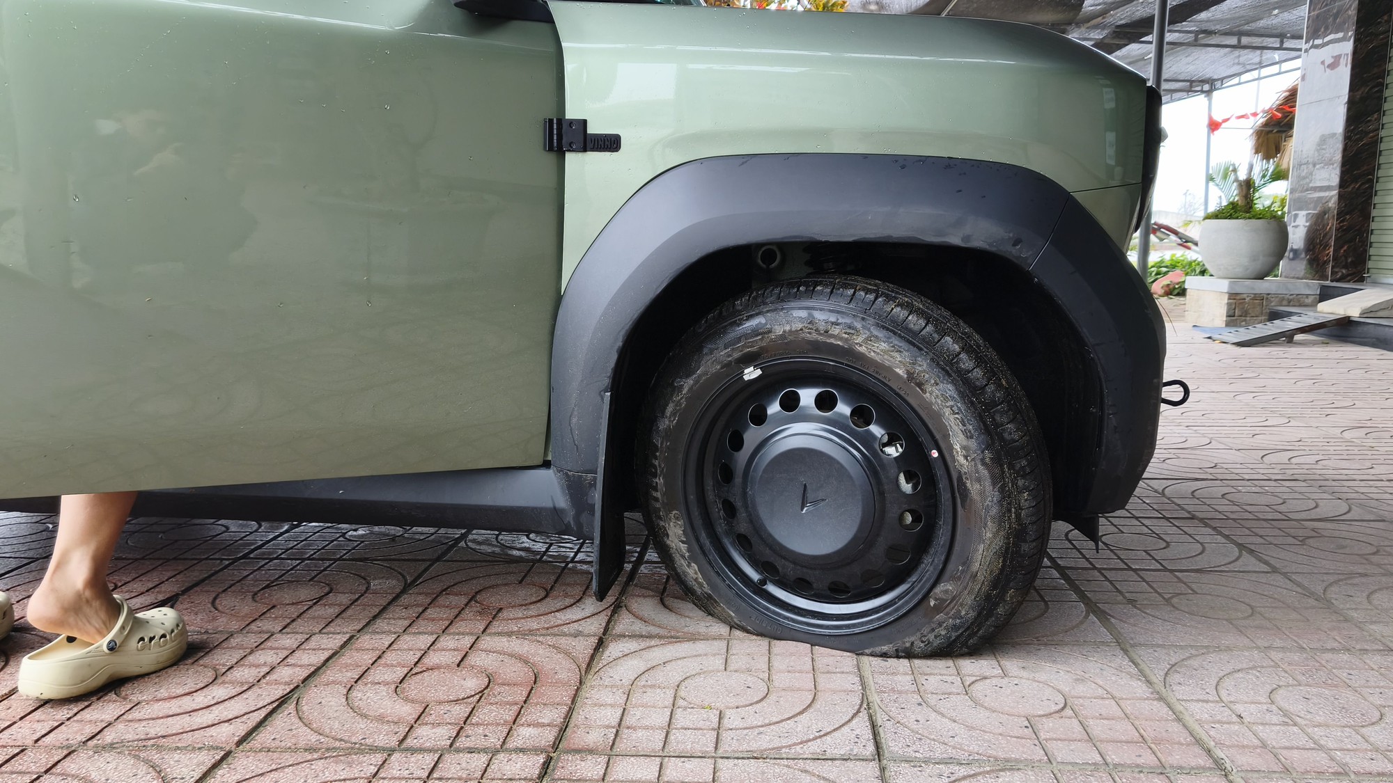 Xuyên Việt 5.500 km bằng VinFast VF 3: Sạc 53 lần, ngủ trên xe thoải mái, tiết kiệm hơn chục triệu và vượt đèo Mã Pì Lèng ngon ơ- Ảnh 11.