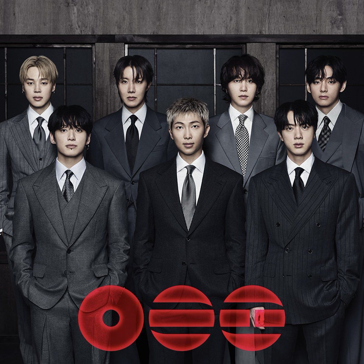 Một đêm trước concert miễn phí của BTS: Trăm nghìn người đổ bộ Gwanghwamun, cả Seoul thành ngày hội riêng- Ảnh 10. Một đêm trước concert miễn phí của BTS: Trăm nghìn người đổ bộ Gwanghwamun, cả Seoul thành ngày hội riêng- Ảnh 10.