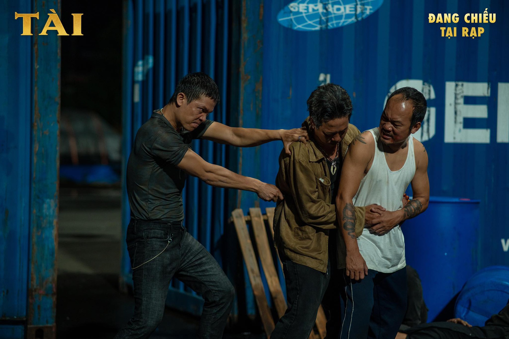 Nam diễn viên Việt duy nhất đóng 5 phim trăm tỷ trong 1 năm, diễn hay miễn bàn nhưng nhìn mặt là rén liền- Ảnh 4.