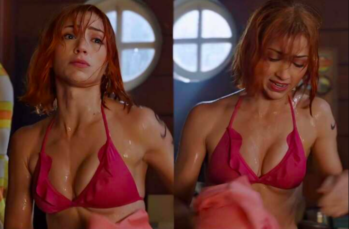 Sắc vóc nóng bỏng của hai mỹ nhân phim Đảo hải tặc gây sốt toàn cầu 6 Không chỉ gây ấn tượng về diễn xuất, Emily Rudd còn sở hữu ngoại hình quyến rũ, nóng bỏng được nhận xét “xé truyện bước ra”.