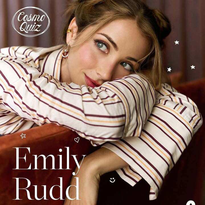 Sắc vóc nóng bỏng của hai mỹ nhân phim Đảo hải tặc gây sốt toàn cầu 8 Dù cao 1,63 m, không quá nổi bật về chiều cao, nhưng thần thái tự tin và phong cách linh hoạt vẫn giúp cô chiếm trọn cảm tình khán giả.