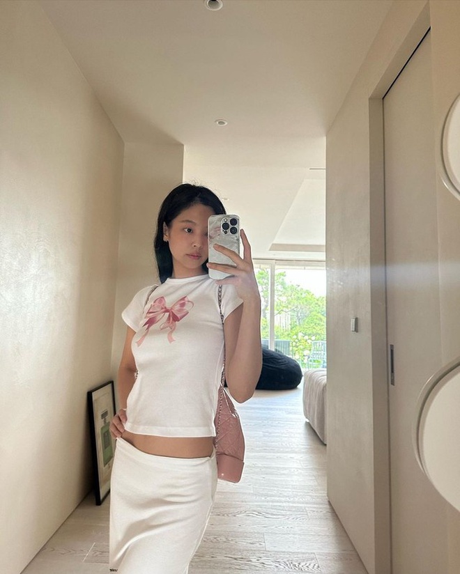 Mỹ nhân thấp bé nhưng mặc gì cũng tạo trend, gái xinh toàn cầu rủ nhau copy paste- Ảnh 5.