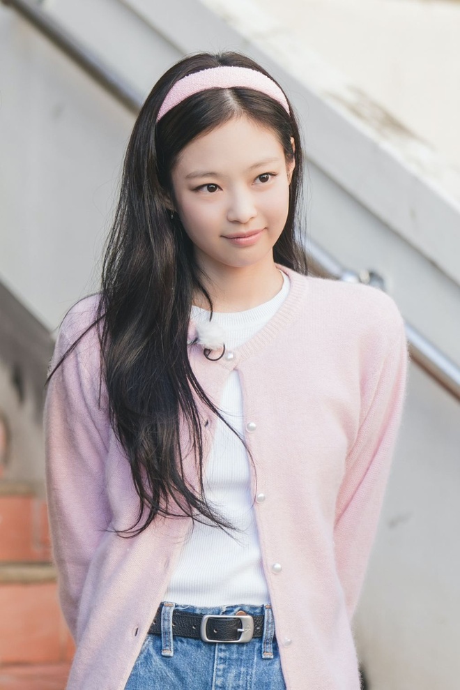 Mỹ nhân thấp bé nhưng mặc gì cũng tạo trend, gái xinh toàn cầu rủ nhau copy paste- Ảnh 8.