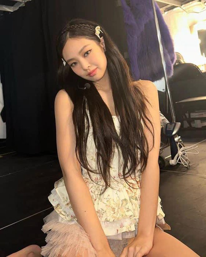 Mỹ nhân thấp bé nhưng mặc gì cũng tạo trend, gái xinh toàn cầu rủ nhau copy paste- Ảnh 15.