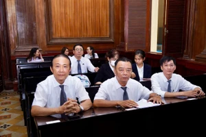 Góp ý sửa Luật Luật sư: Cân nhắc mô hình Hội đồng thi luật sư liên ngành