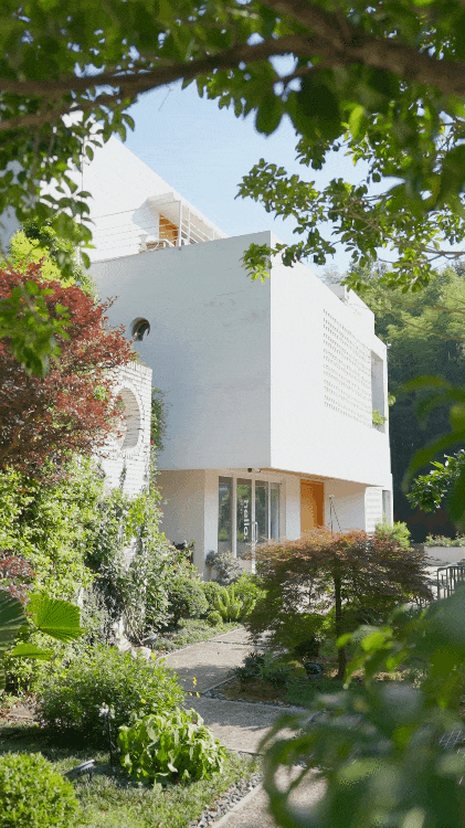 30 tuổi tự xây “nhà dưỡng lão” cho bố mẹ: Câu chuyện khiến nhiều người nghĩ lại về tiền bạc và tuổi già- Ảnh 2.