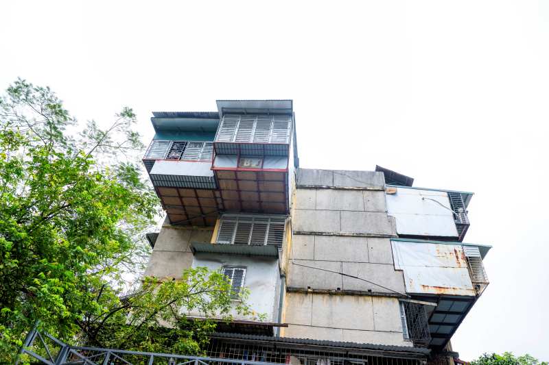 Tận thấy căn nhà “tổ chim” treo lơ lửng bên hông khu tập thể cũ tại Hà Nội: Tận thấy căn nhà “tổ chim” treo lơ lửng bên hông khu tập thể cũ tại Hà Nội: