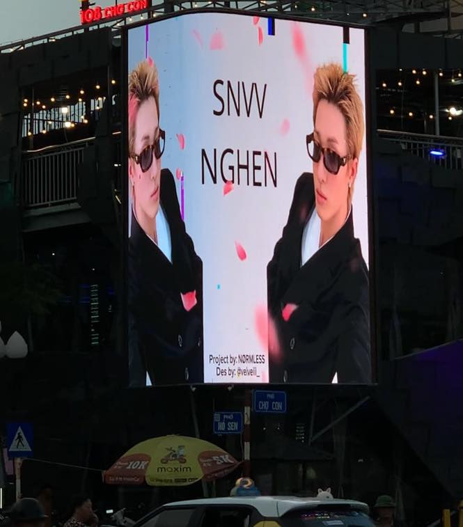 Mỹ nam 1m9 đang nổi tiếng: 6 tháng 10 triệu fan, có cả bức tường check-in ở Hà Nội, làm 1 TTTM đông kín người- Ảnh 10.