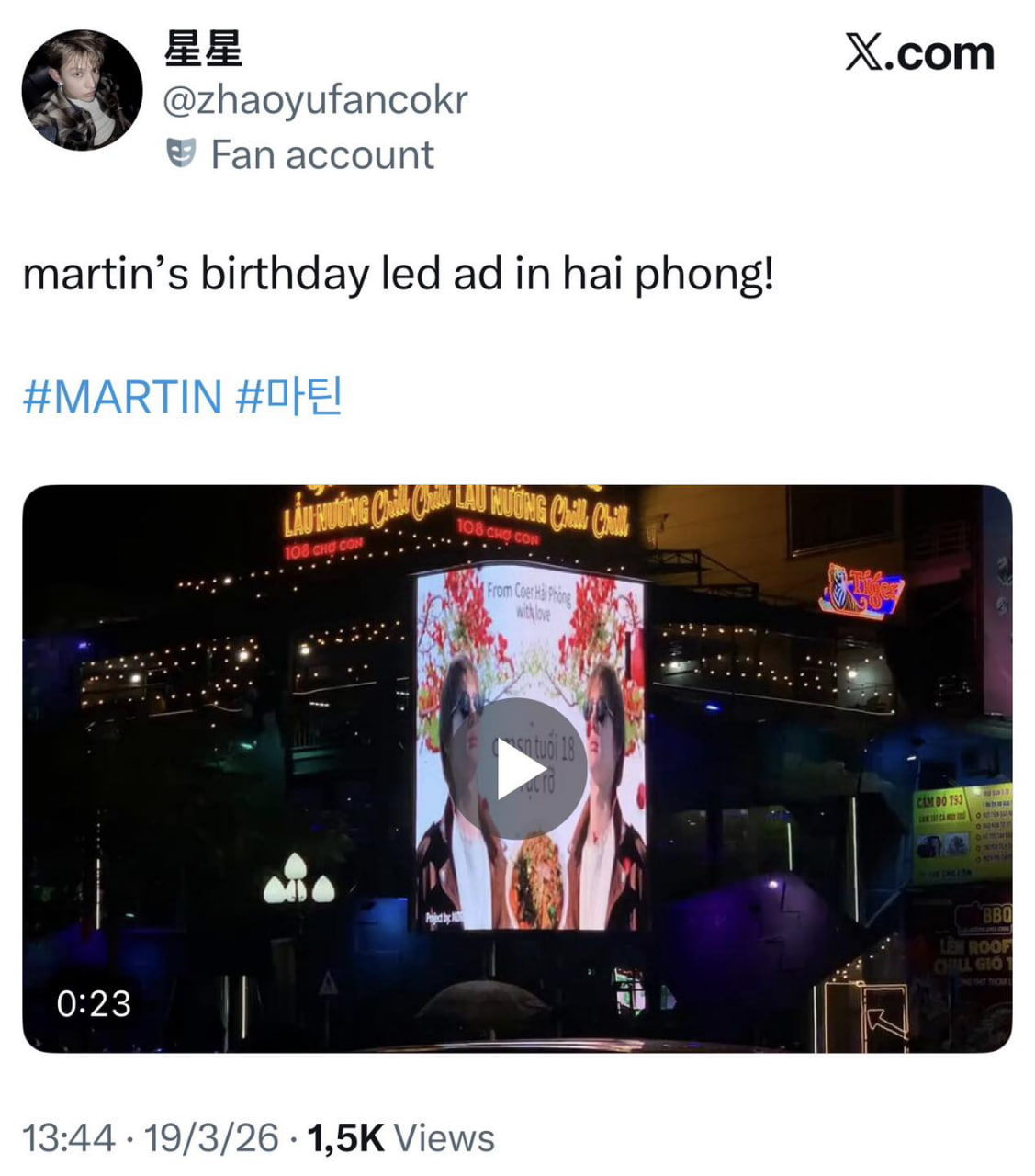 Mỹ nam 1m9 đang nổi tiếng: 6 tháng 10 triệu fan, có cả bức tường check-in ở Hà Nội, làm 1 TTTM đông kín người- Ảnh 12.