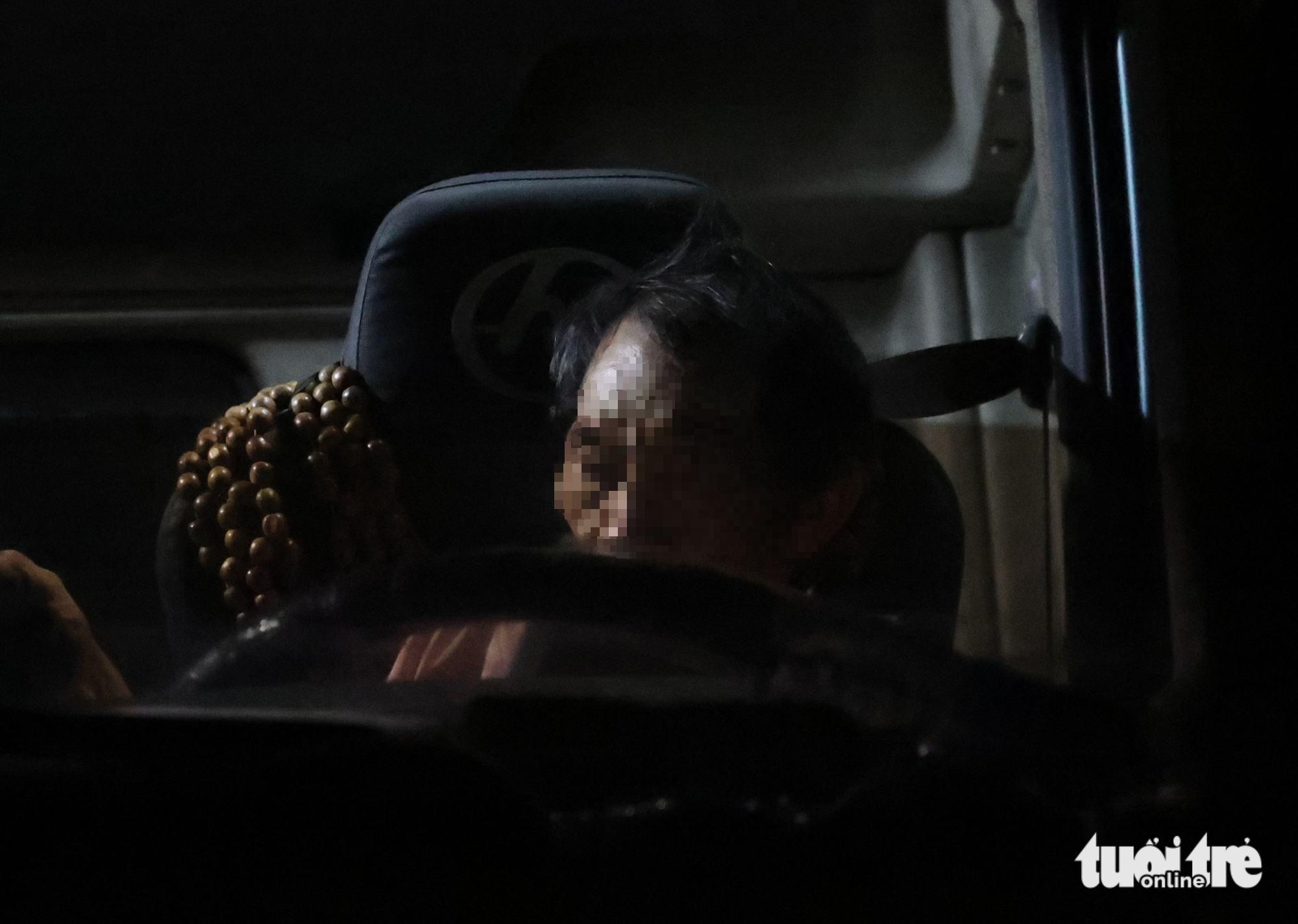 Đêm trắng của cảnh sát trên cao tốc 460km: Ngăn tài xế dừng sai, ngủ trên làn khẩn cấp 10 cao tốc - Ảnh 10.